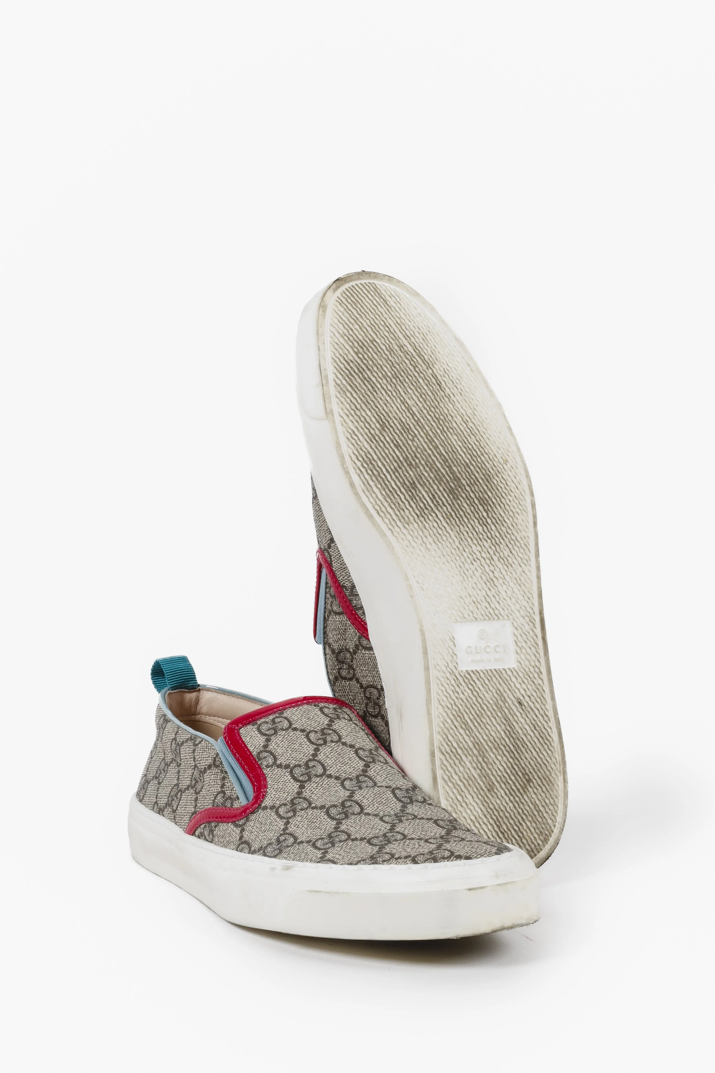 Gucci slide discount on sneakers